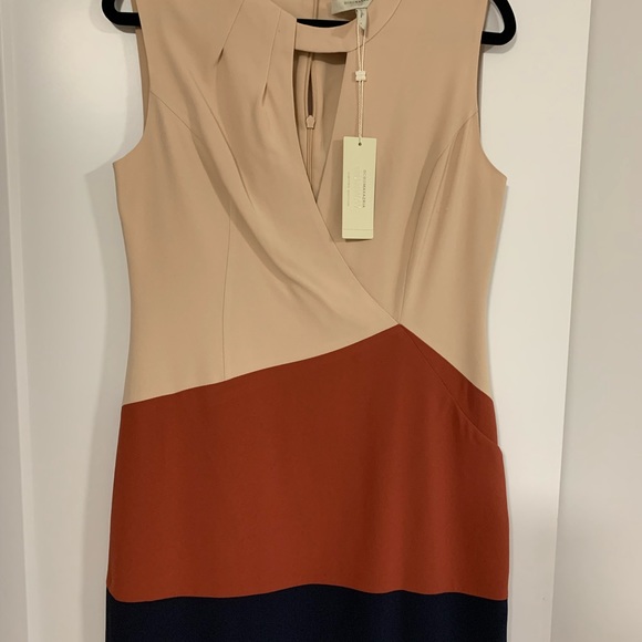 BCBG RUNWAY Dress - Picture 5 of 7